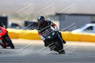 media/Mar-28-2022-Superbike Trackdays (Mon) [[b8603d0f67]]/Novice Group (1130am-12pm)/Turn 2/